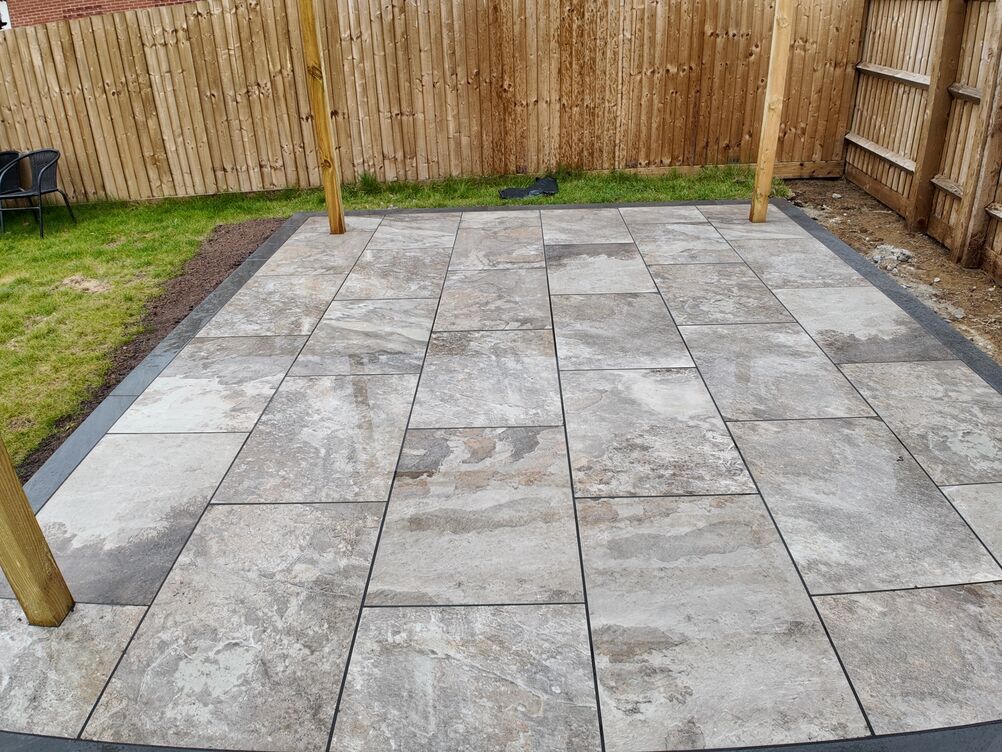 Gallery | Hd Landscaping | Landscape Gardening | Garden Maintenance Leighton Buzzard | Garden Design Bedfordshire