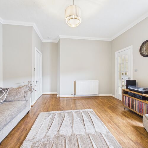 High Road, Stevenston