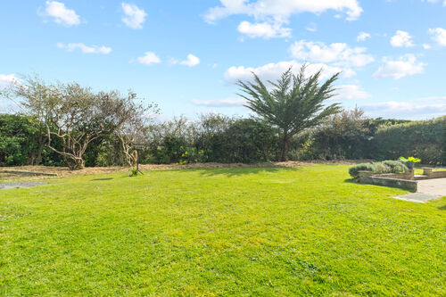 Glen Close, Polegate