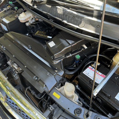 2002 Mazda Bongo Special 2.5V6 Auto 4 Berth