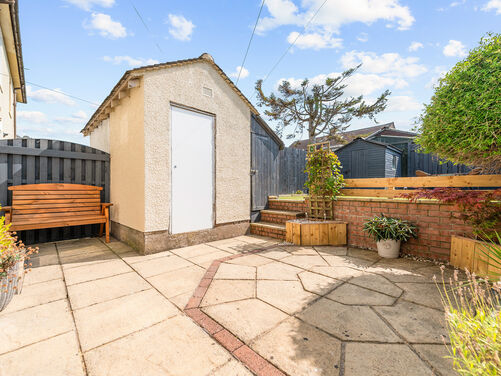 Newlands Road, Brightons, FK2 0DE