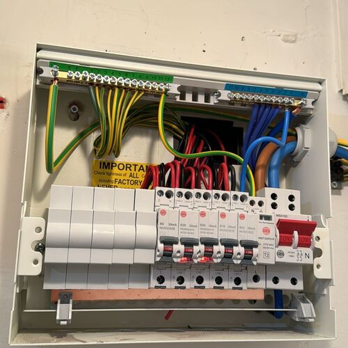 Gallery | Innovative Energy Systems Ltd | Emergency electrician Woking | Fuse board/Consumer unit replacement | Electrician Woking