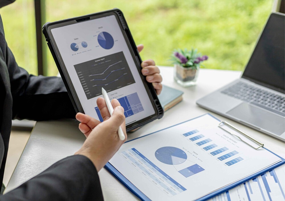 From Entry-Level to Executive: Progressing Your IT Sales Career