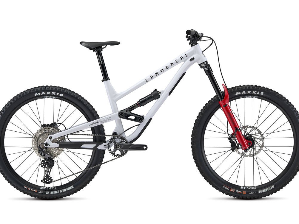 COMMENCAL CLASH MARZO PURE WHITE 2026