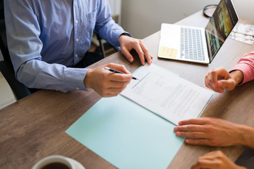 Why Do People Keep Falling for Timeshare Scams?