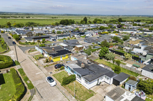 The Square, Pevensey Bay