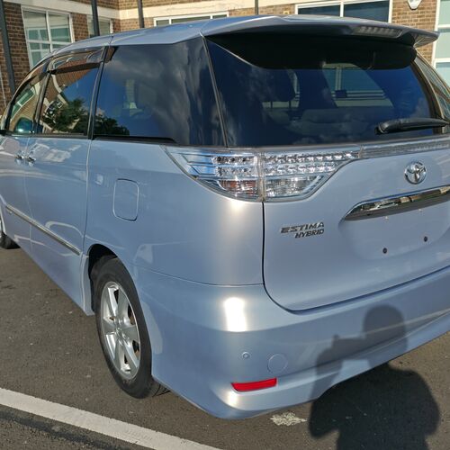 TOYOTA ESTIMA HYBRID E-FOUR