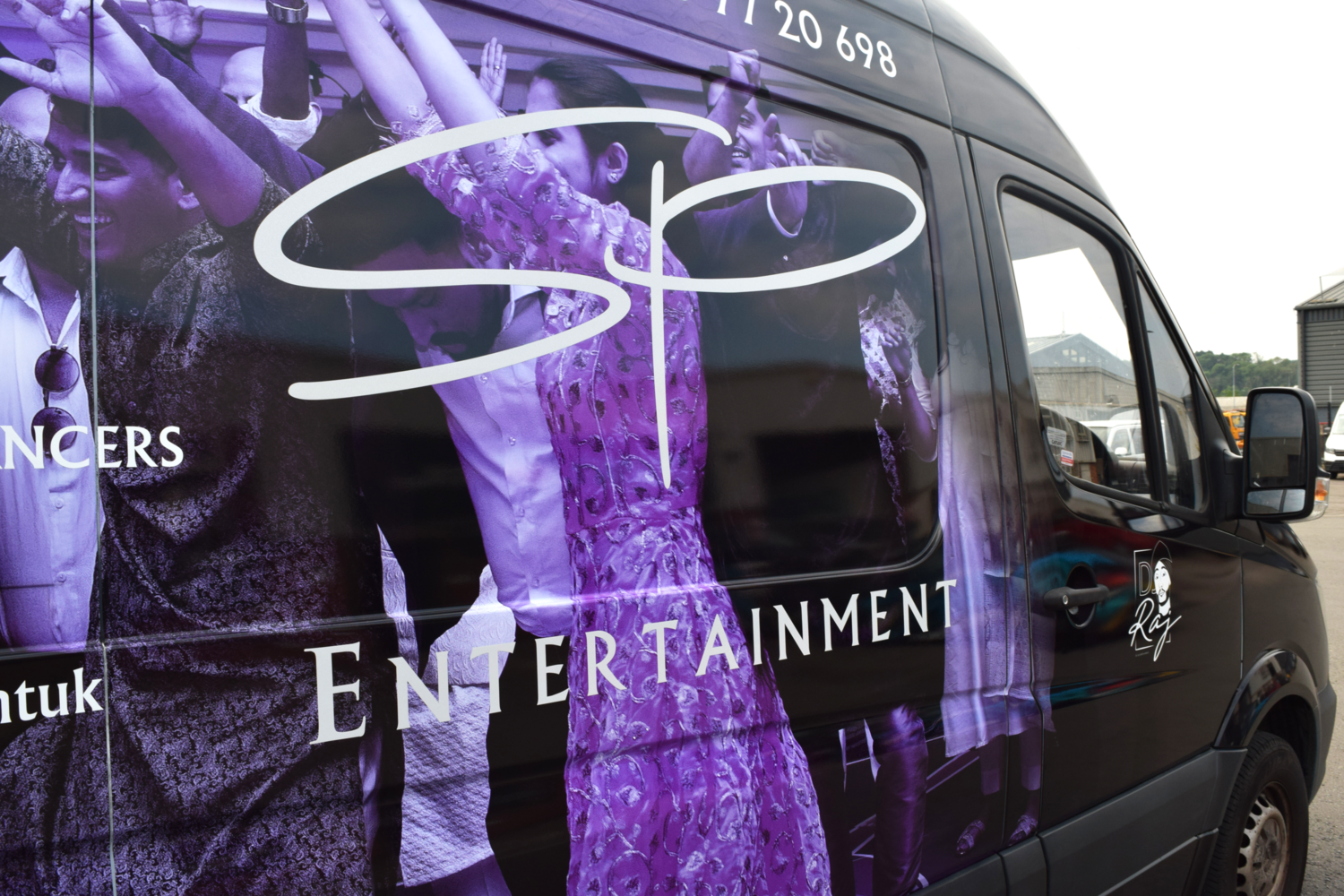 SP Entertainment - Mercedes Sprinter L3H2