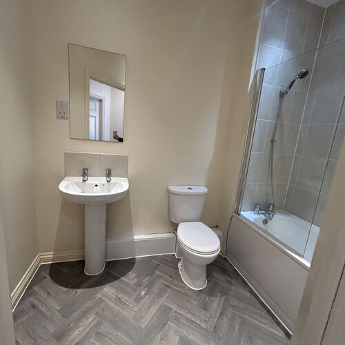 BROWNE WILLIS CLOSE, BLETCHLEY - 2 BEDROOM 2 BATHROOM
