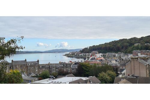 Upper Flat, Clan Villa, Bridge Street, Rothesay, Isle of Bute, PA20 0HQ