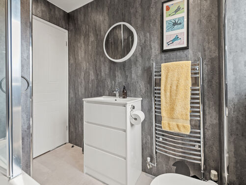 Bell Court, Falkirk, FK2 9GE