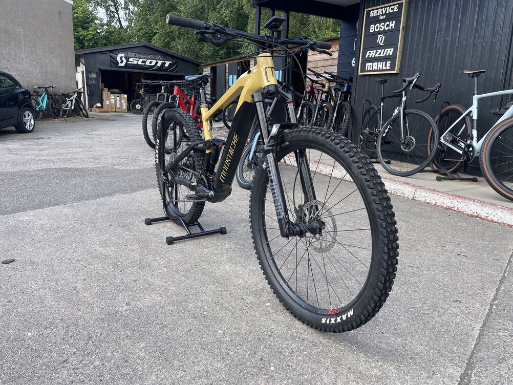 X-Hire Moustache Samedi 29 Game 3 - smart system