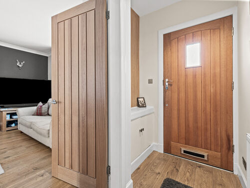 Newlands Road, Brightons, FK2 0DE