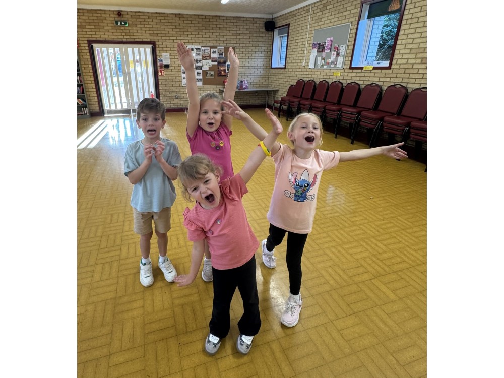 Workshops | Pulse &amp; Pop! | Children's Birthday Party Venue Hire Spalding, UK |  Musical Theatre Classes and Experiences in and around Lincolnshire, UK | Wedding and Events Singer based near Peterborough, UK