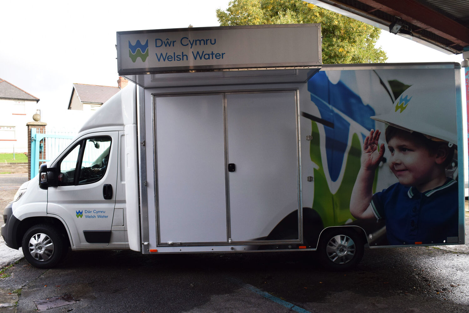 Dwr Cymru - 4x Citroen Relay Exhibition Van