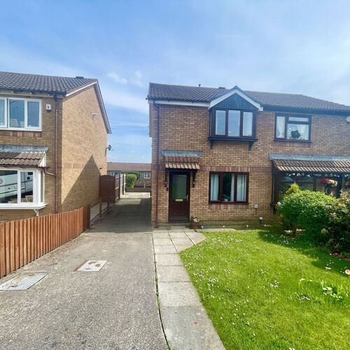 15 Ffordd Trecastle, Llanharry, CF72 9ND