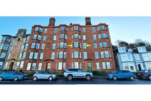 Flat 2/2, 17 Battery Place, Rothesay, Isle of Bute, PA20 9DP