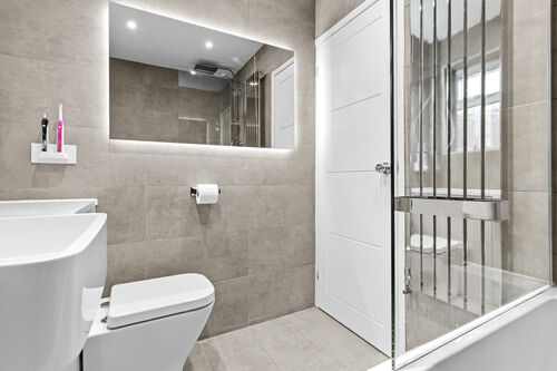 Glen Close, Polegate