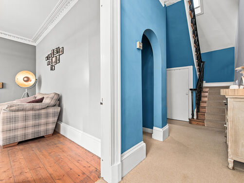 George Street, Falkirk, FK2 7EY