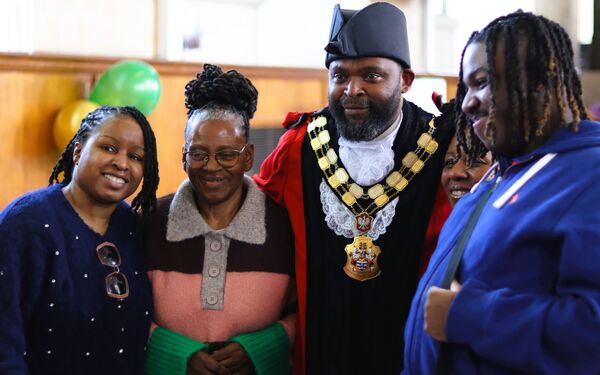 Gallery | Residents Without Borders