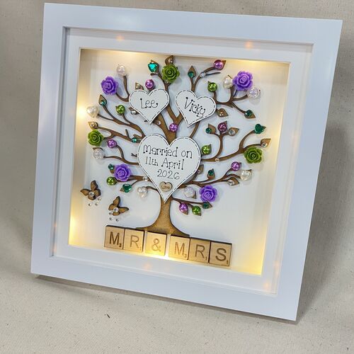 LED Mr & Mrs Wedding Frame