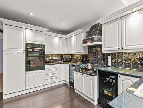 Orchard Grove, Polmont, FK2 0XE