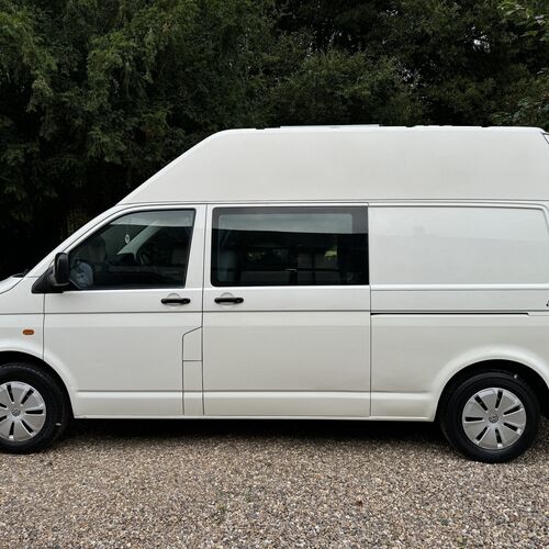 2006 VW T5 Aztec Campers High Top Camper Van 2.5TDi 130 LWB - 1 Owner 16yrs