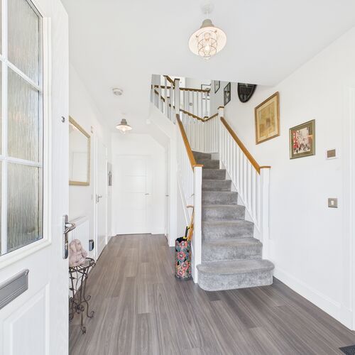 16 Martnaham Way, Alloway