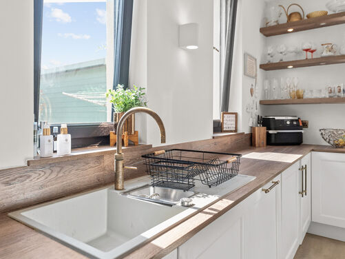 Macgregor Place, Larbert, FK2 8RJ