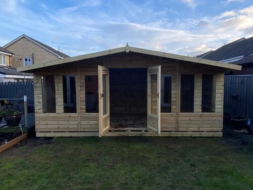 #SHA076 18x10 Apex Summer House