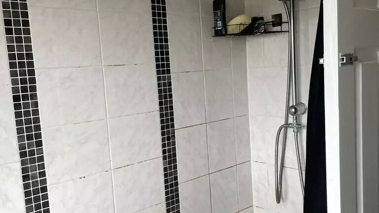 WELLINGTON GROVE-DONCASTER