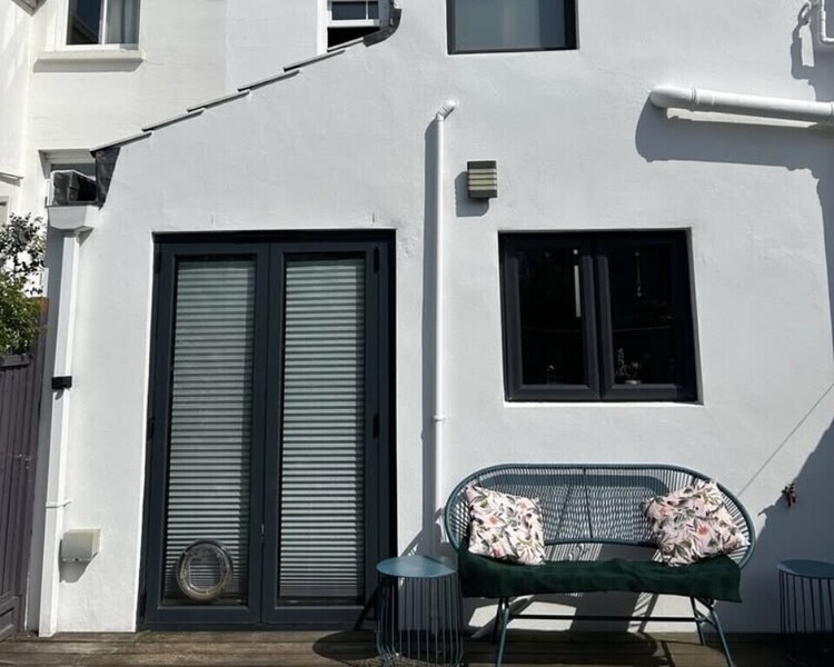 Property Painters Ltd  | Painter and Decorator in Brighton | Painter and Decorator in Hove | Painting and decorating in Brighton
