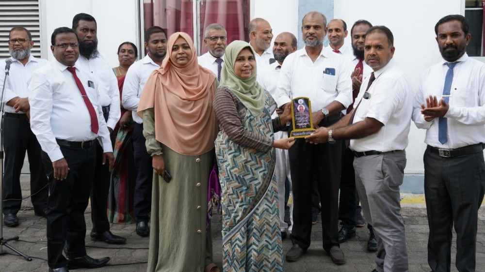 கல்முனை சுகாதார சேவை பணிப்பாளர் கௌரவிப்பு