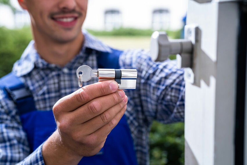 Lock Services In Shepherd’s Bush | Acton Locksmiths Ltd