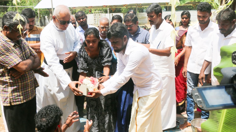 முன்பள்ளி கட்டடத்துக்கு அடிக்கல் நாட்டும் நிகழ்வு