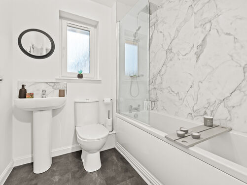 Lapwing Place, Alloa, FK10 1SJ