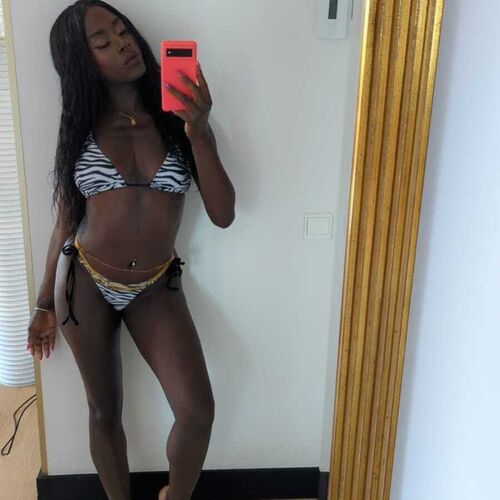 Cardiff Escorts - Escort Service in Cardiff | Portfolio Escorts