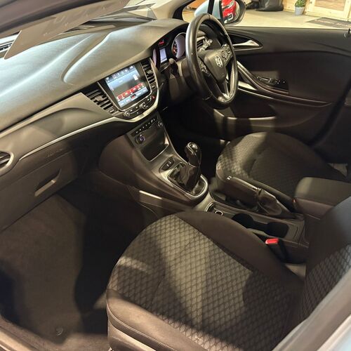 2015 (65) VAUXHALL ASTRA 1.6 CDTi DIESEL TECHLINE 5 DOOR 