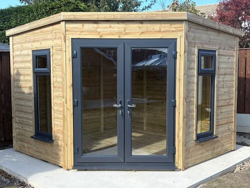10x10 Corner Summer House