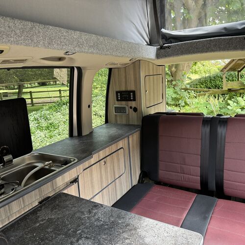 2009 Nissan Serena 2.0 Petrol Automatic Camper Van 2 Berth