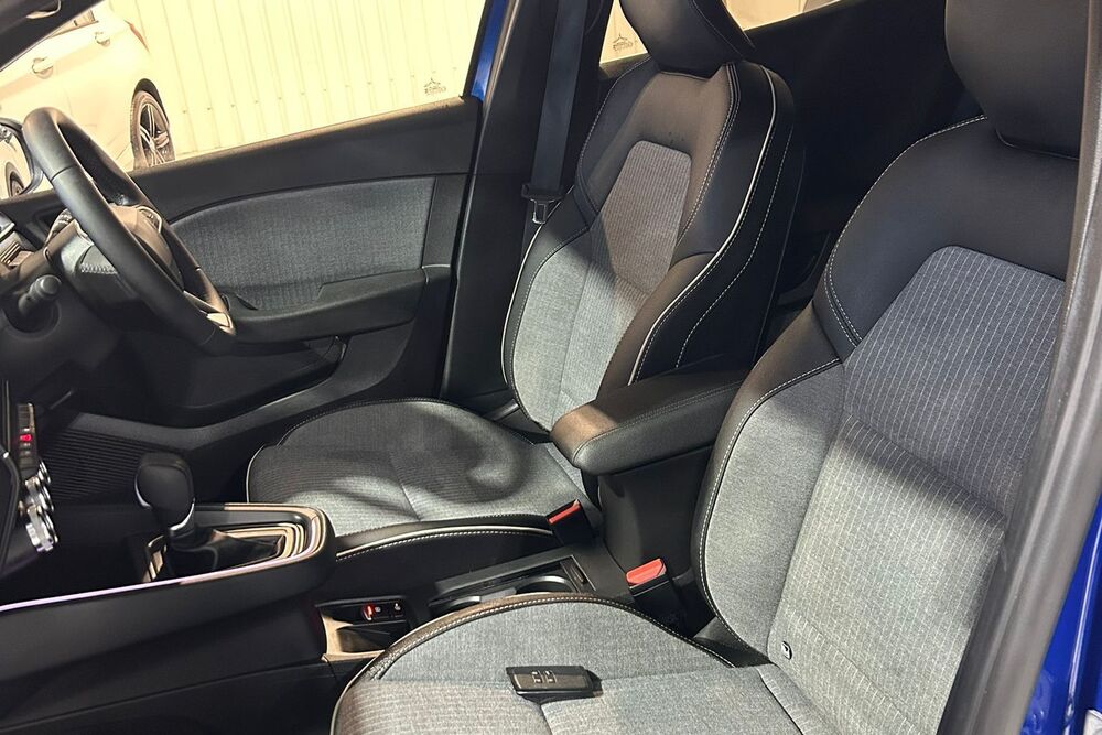 RENAULT CLIO 1.6 E-TECH FULL HYBRID 145 TECHNO