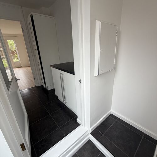 TWO MILE ASH - TWO BEDROOM HOUSE