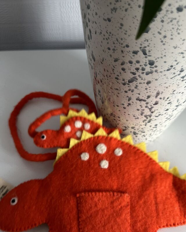 Dinosaurs puppet bag