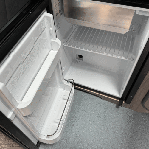 2002 Mazda Bongo 2.5V6 Auto 4 Berth Camper Van