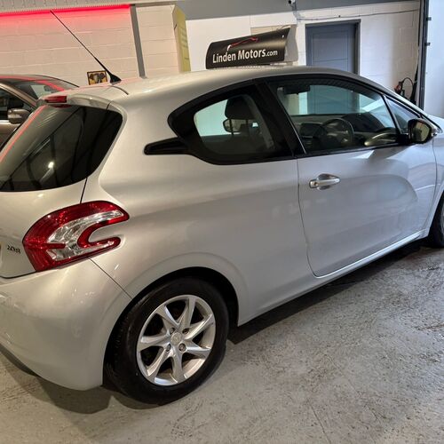 2013 (13) PEUGEOT 208 ACTIVE 1.4 3 DOOR 