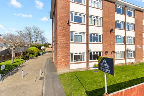 Roselands Avenue, Eastbourne