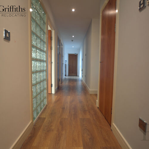 Renting in Cardiff - 2 bedroom apartment, Century Wharf, Cardiff Bay