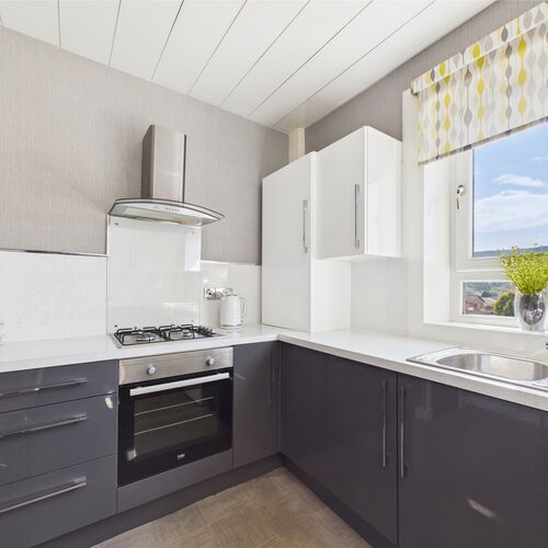 West Main Street, Darvel