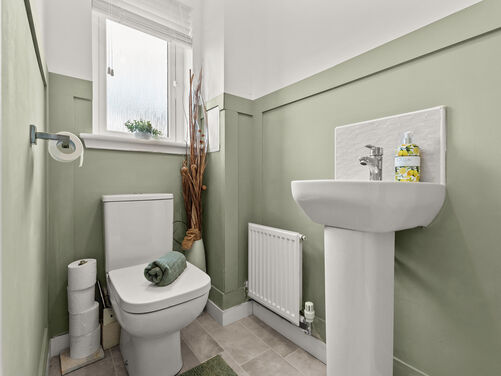 Middlerigg Avenue, Reddingmuirhead, FK2 0WG