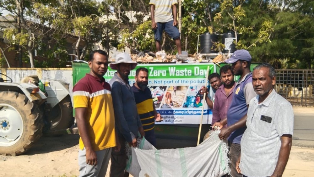 சுத்திகரிக்கப்படும் கல்முனை கடற்கரைப் பகுதி